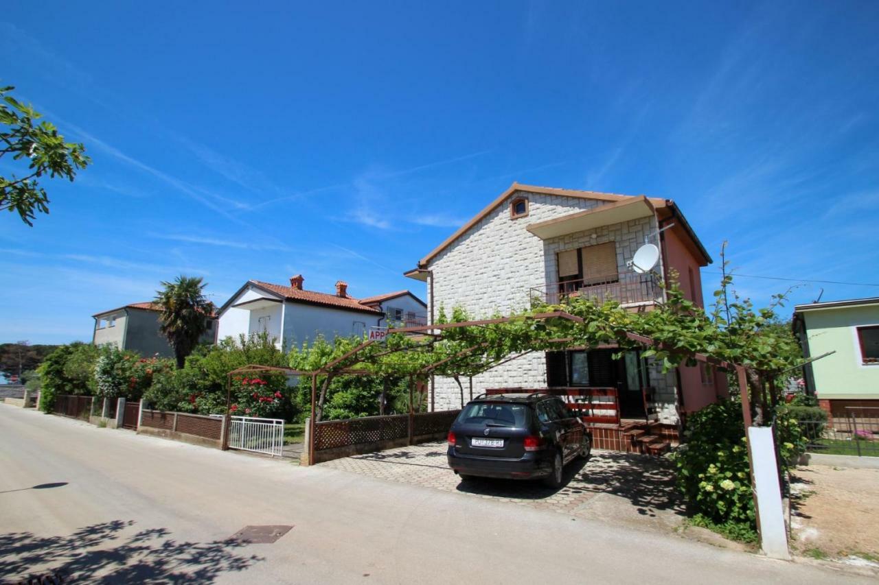 Ferienwohnung Runko Umag Exterior foto